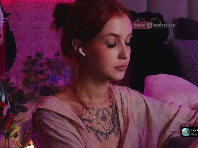 GoodyGirl's BongaCams show and profile