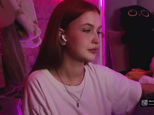 GoodyGirl's BongaCams show and profile