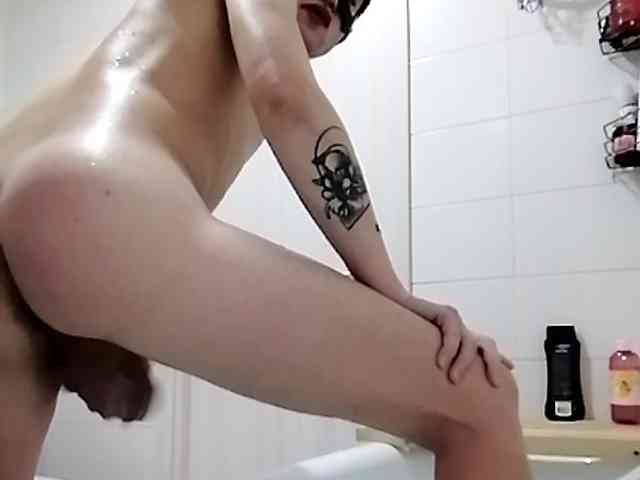 Yra69xxx Live Webcam on BongaCams