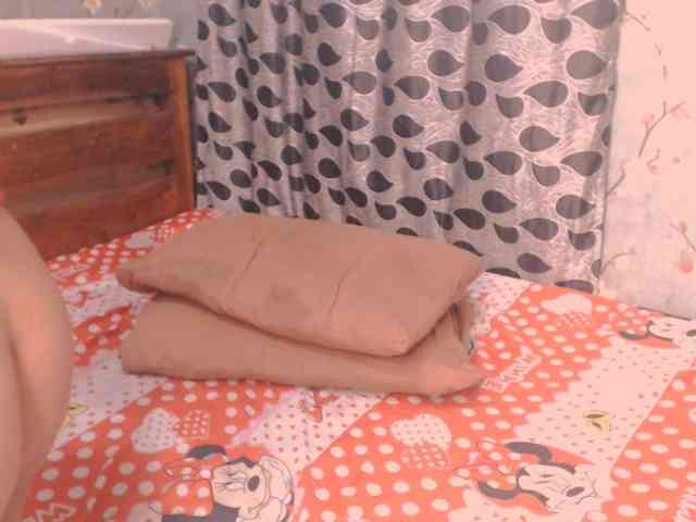 lhixyhorny webcam