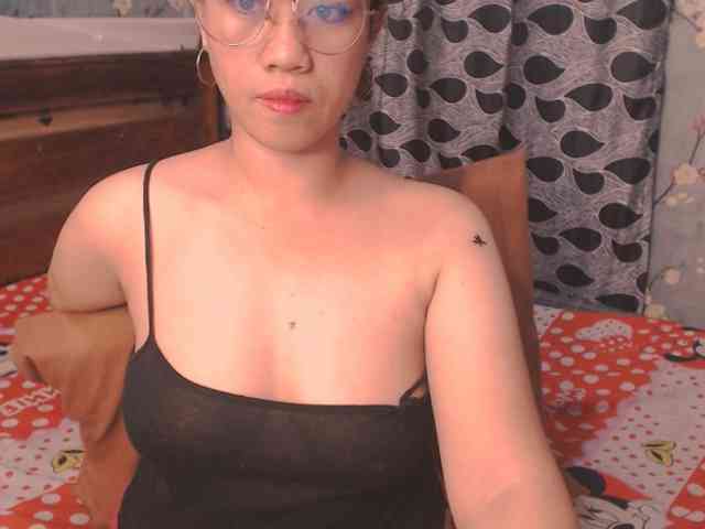 lhixyhorny webcam