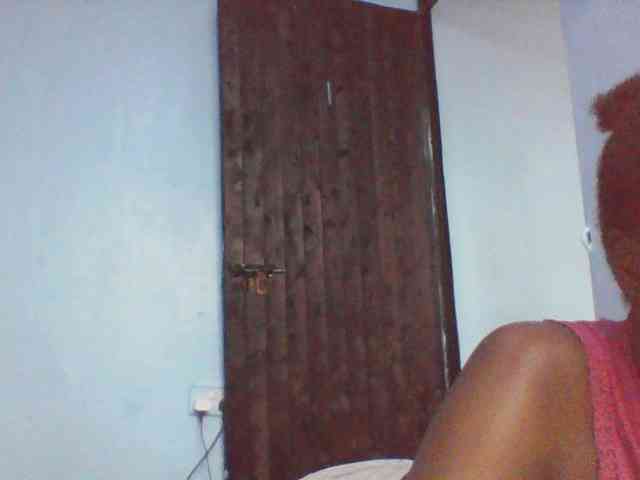 LilyAva2 webcam