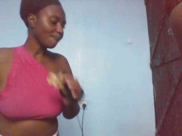 LilyAva2 webcam