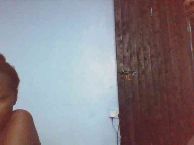 LilyAva2 webcam