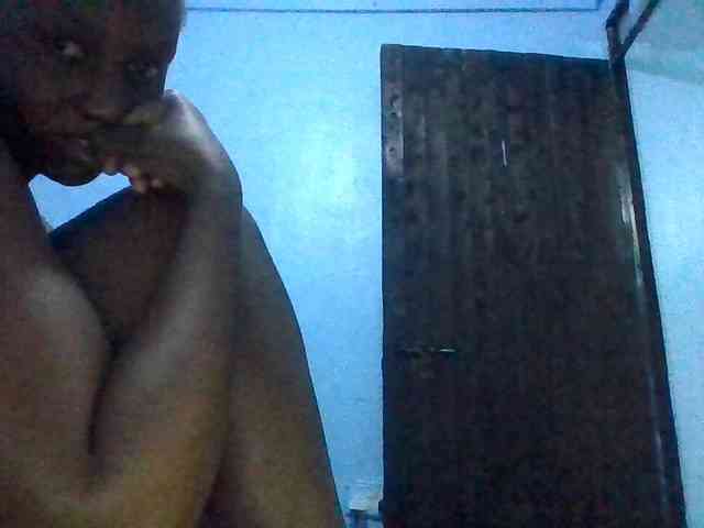 LilyAva2 webcam