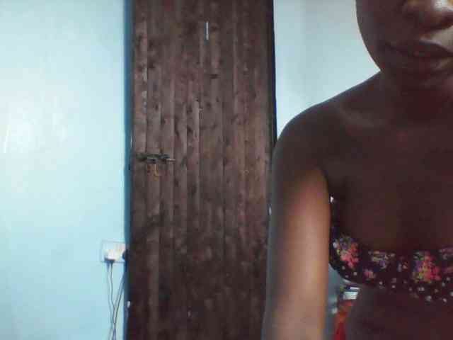 LilyAva2 webcam
