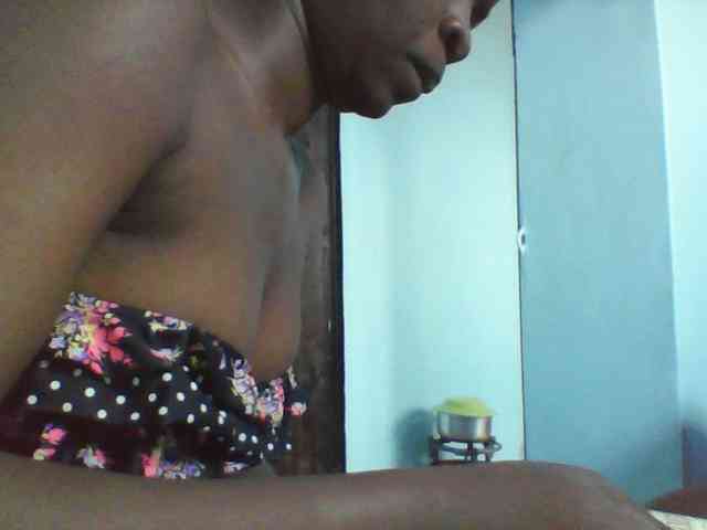 LilyAva2 webcam