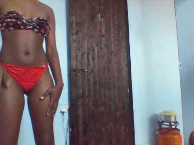 LilyAva2 webcam