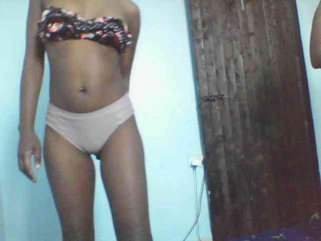 LilyAva2 webcam