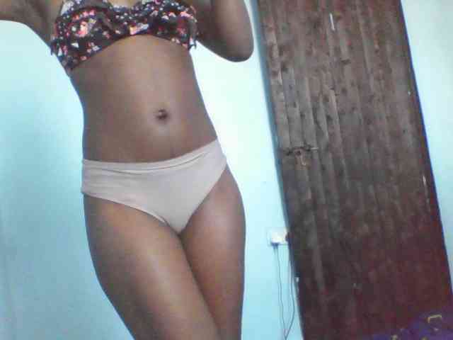 LilyAva2 webcam