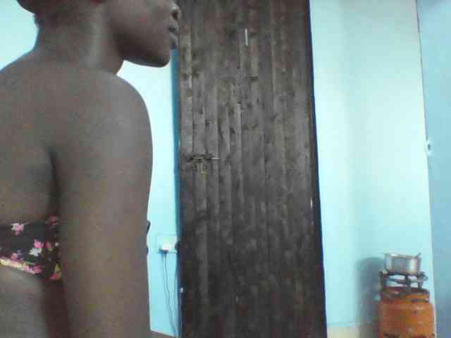 LilyAva2 webcam
