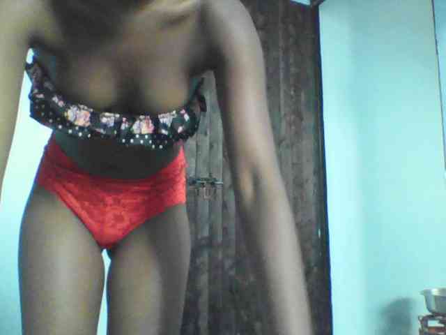 LilyAva2 webcam