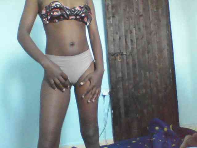 LilyAva2 webcam