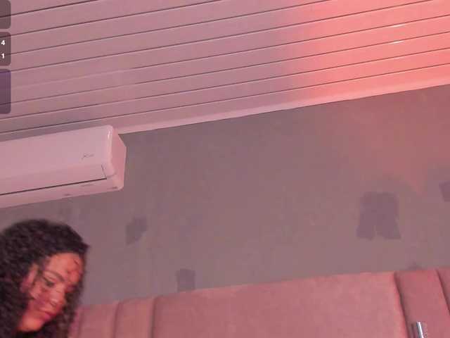 Ashley-12's BongaCams show and profile