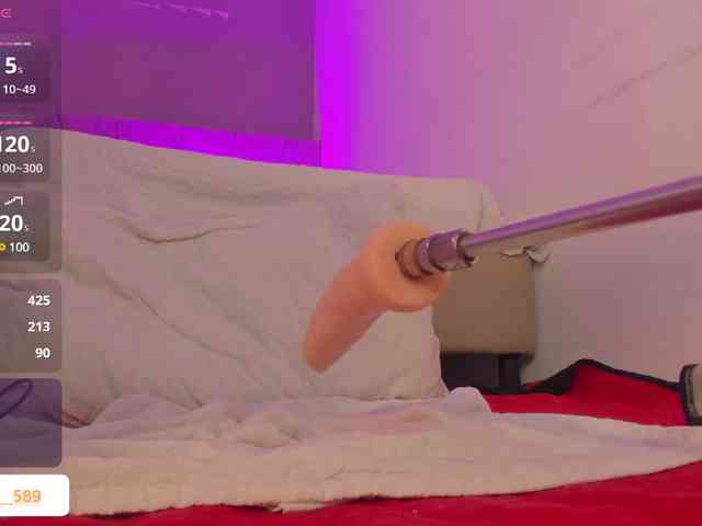 Ashley-12 webcam