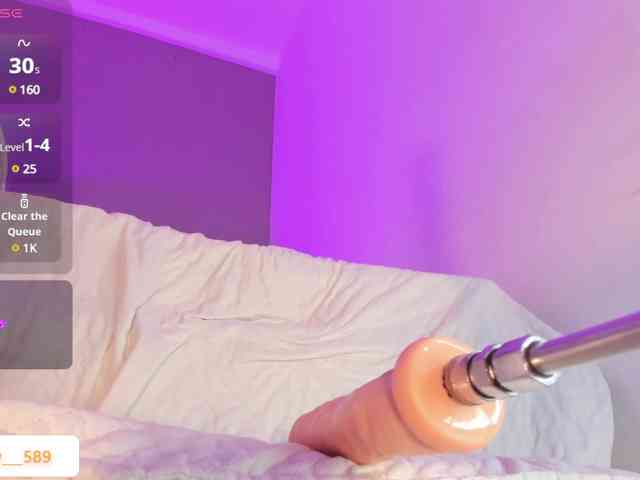 Ashley-12 webcam