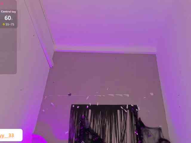 Ashley-12 webcam