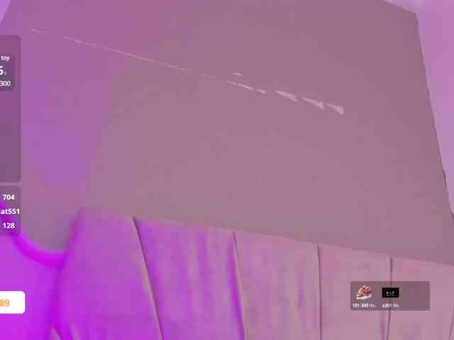 Ashley-12 webcam