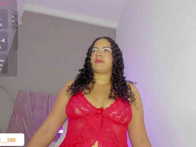 Ashley-12 webcam
