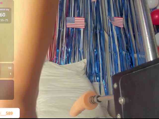 Ashley-12 webcam