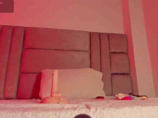 Ashley-12 Live Webcam on BongaCams