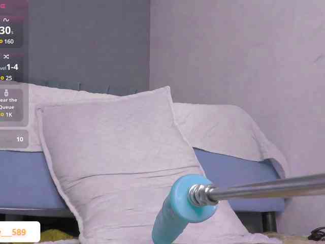 Ashley-12 webcam
