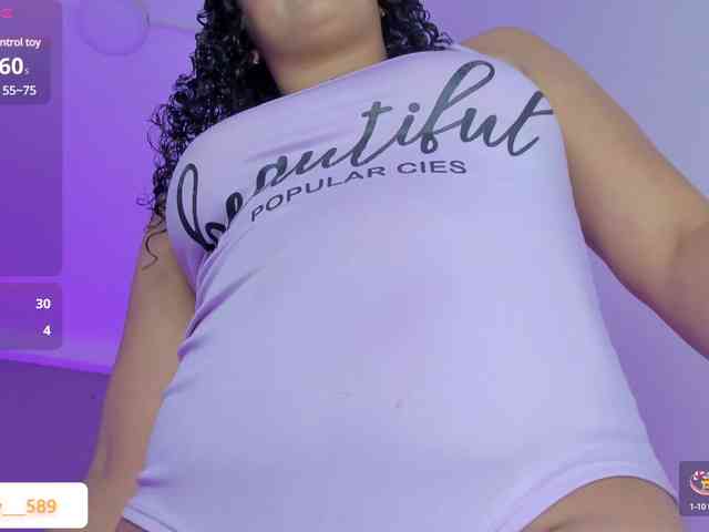 Ashley-12 webcam