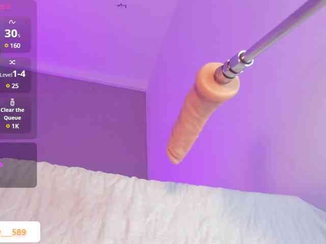 Ashley-12 webcam