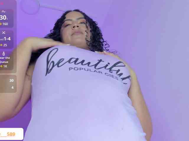 Ashley-12 webcam