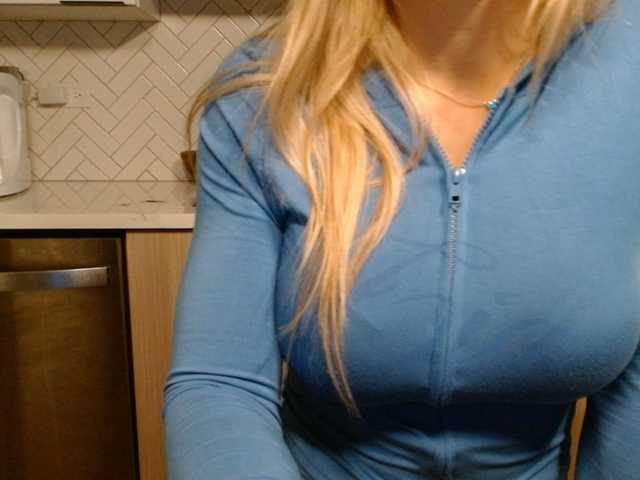 Preview of lunablondsexy