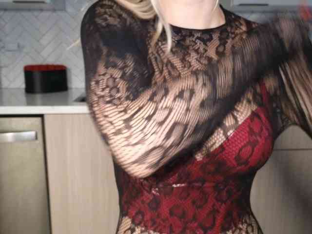LunaBlondSexy