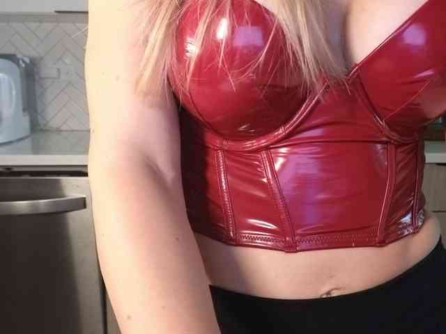 LunaBlondSexy webcam