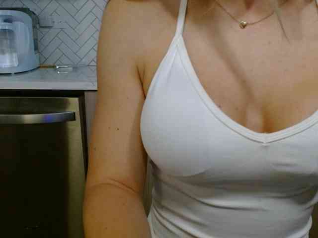 LunaBlondSexy webcam