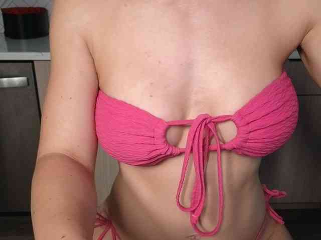 LunaBlondSexy webcam