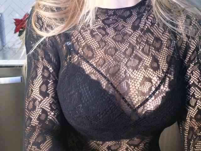 LunaBlondSexy webcam