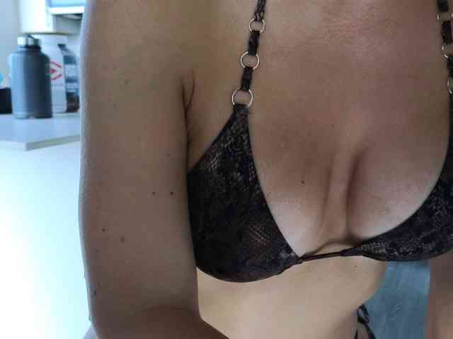 LunaBlondSexy webcam