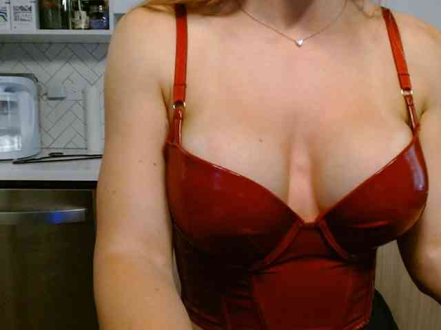 LunaBlondSexy webcam