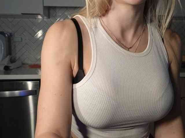 LunaBlondSexy webcam