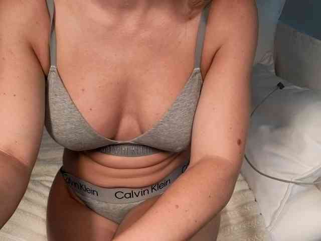 LunaBlondSexy webcam