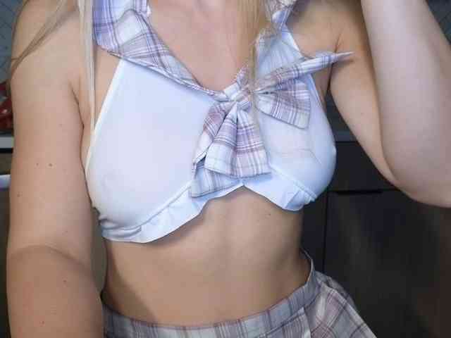 LunaBlondSexy webcam