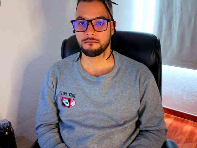 Ernesto-Rodrigue... Live Webcam on BongaCams