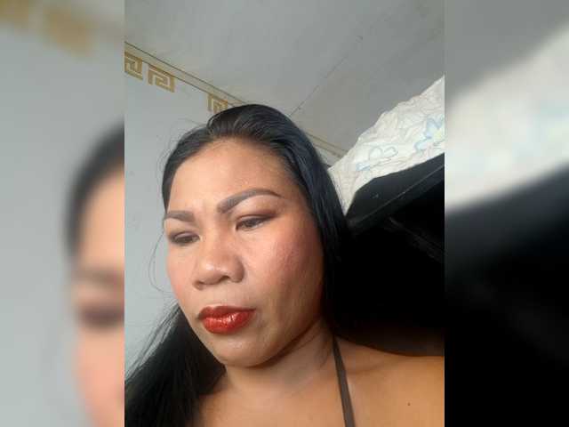 Pinayslut's BongaCams show and profile