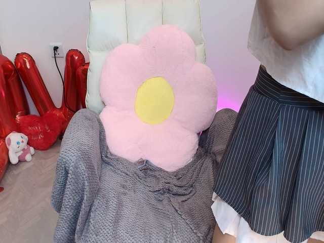 Angela19's BongaCams show and profile