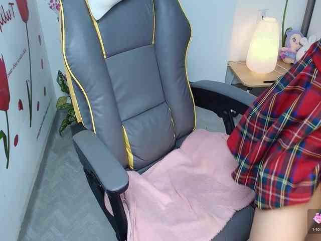 Angela19 webcam