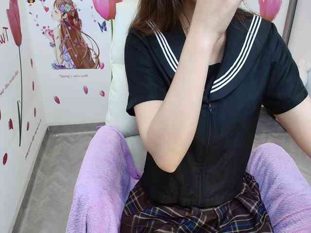 Angela19 webcam