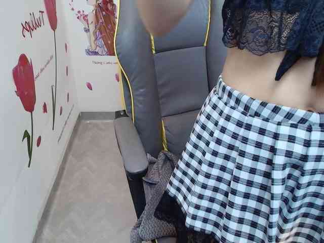 Angela19 webcam