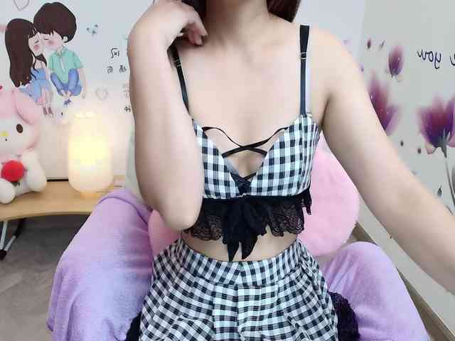 Angela19