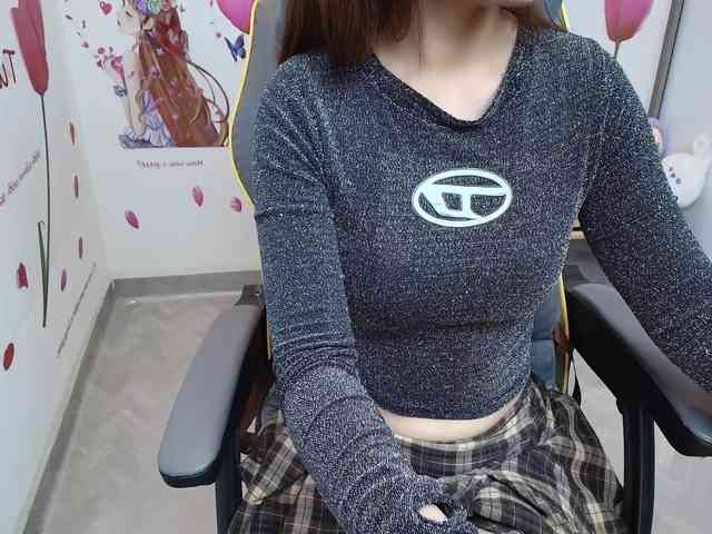Angela19 webcam