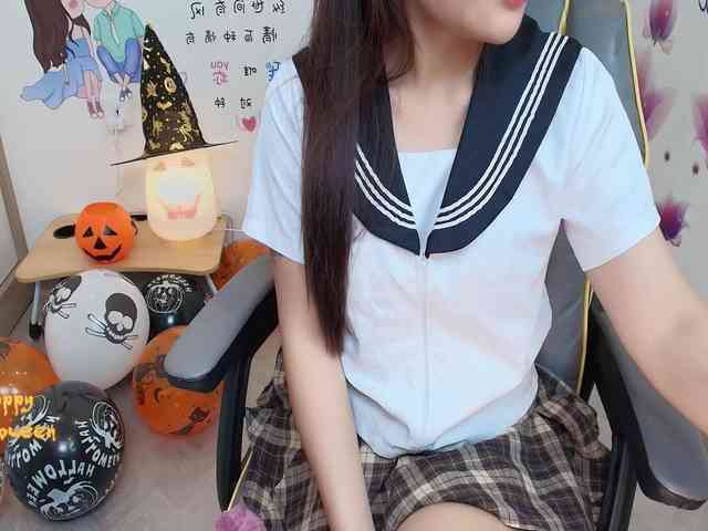 Angela19 webcam