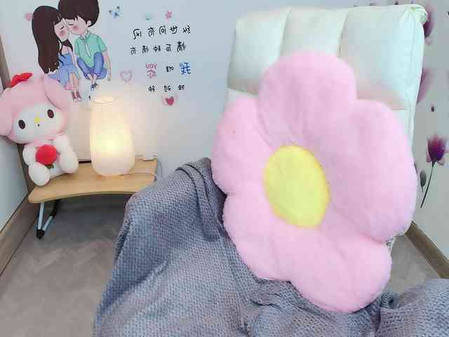 Angela19 webcam